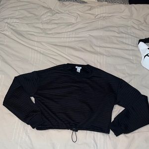 Rue 21 cropped drawstring sweater